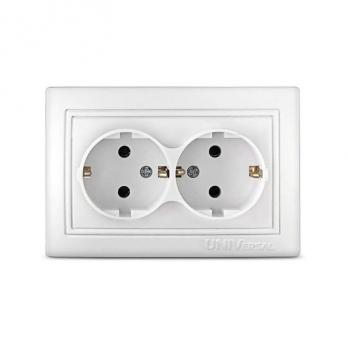 Розетка 2-м СП Севиль 16А IP20 с заземл. бел. UNIVersal С0128